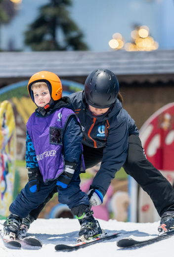 ski-group-child-lesson