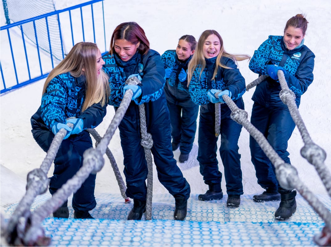 ladies-night-at-ski-dubai